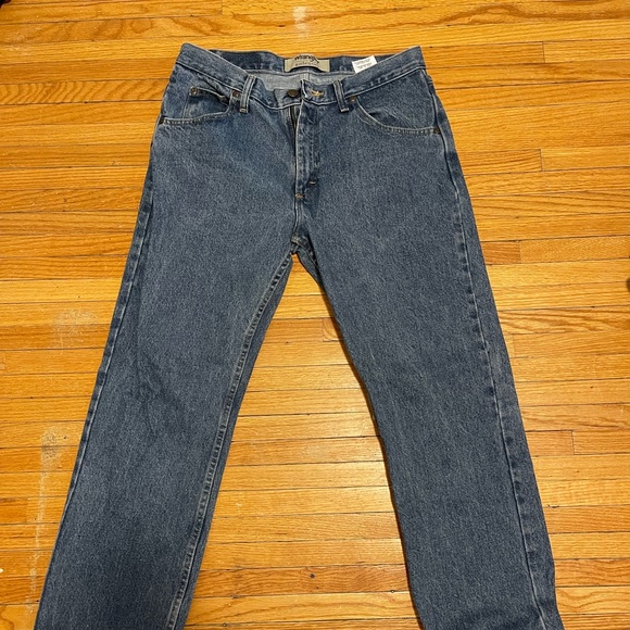 Wrangler Dark Wash Jeans - Picture 4 of 6